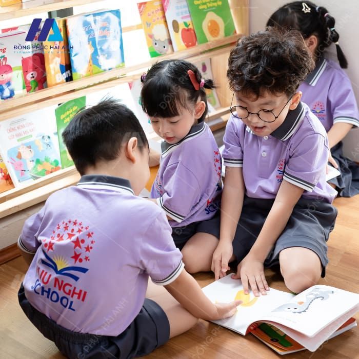 Mẫu Áo Đồng Phục Mầm Non Trường Hữu Nghị Màu Tím