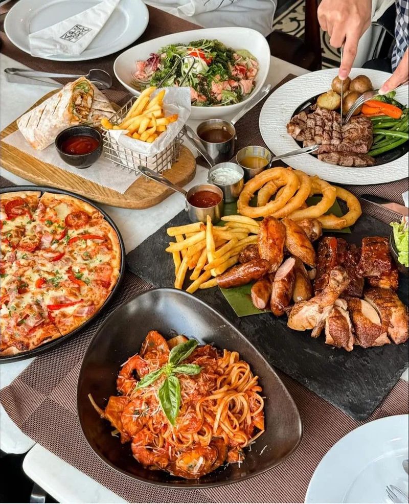 10 nhà hàng có khu vui chơi trẻ em TpHCM dành cho gia đình