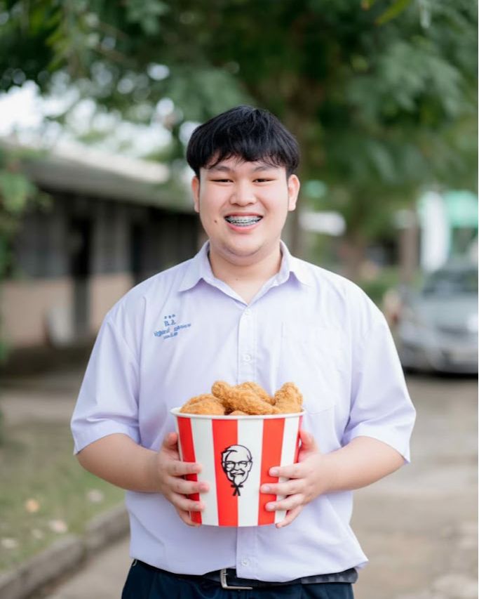 [วล็อคแอ้ะๆ] KFC อร่อยมากครับ วันนี้ได้ทำการไปซื้อไก่ KFC มากินอร่อยมาก ...