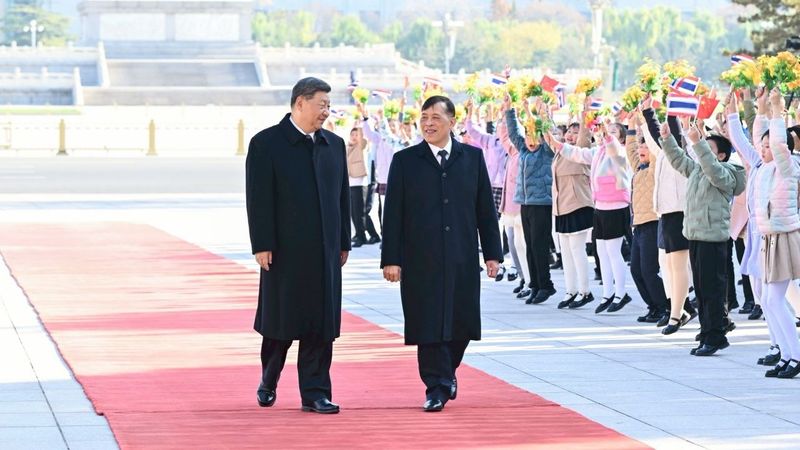 ″สี จิ้นผิง” จัดพิธีต้อนรับ ”ในหลวง” เสด็จฯ เยือนจีนเป็นทางการ