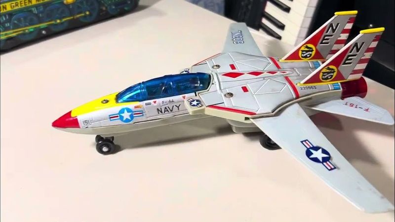 ซ่อมของเล่นสังกะสี โครงการลดขยะพลาสติก ช่วยลดโลกร้อน โทร. 0991809888