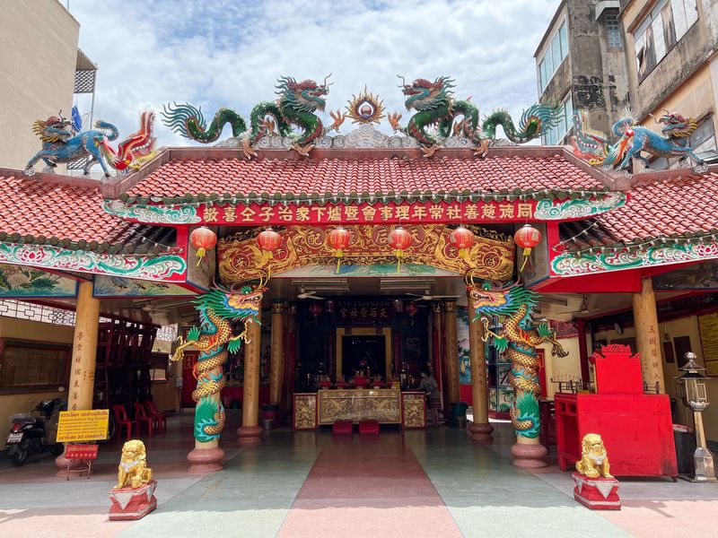 ศาลเจ้าแม่ทับทิม พาหุรัด (สะพานหัน) หรือ เทียนโฮวเซี่ยบ้อ