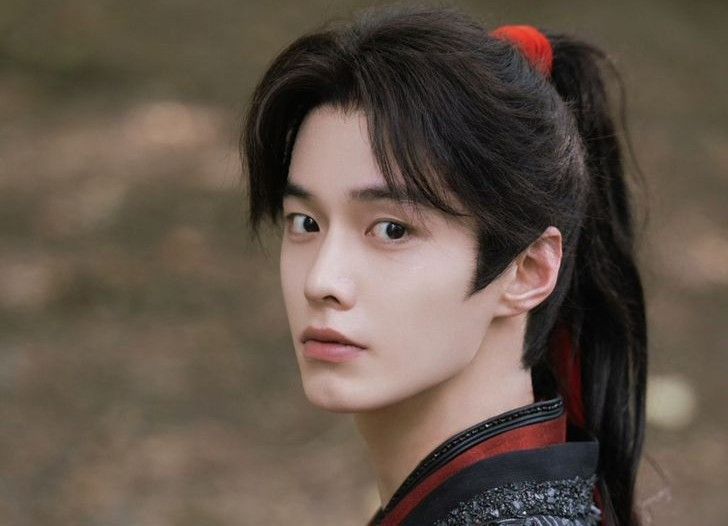 เจาะลึกผลงาน เหออวี่ (He Yu) พระเอกหน้าใหม่จากบท “เย่ติ่งจือ” สู่ซีรีส์ล่าสุด “Speed and Love”