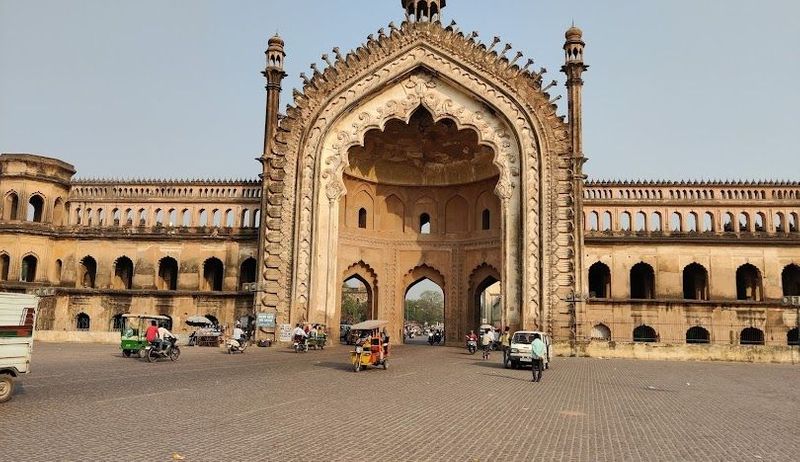 Packers and Movers in Lucknow