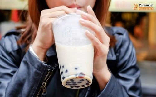 Đau dạ dày uống trà sữa được không? Nên uống như thế nào?