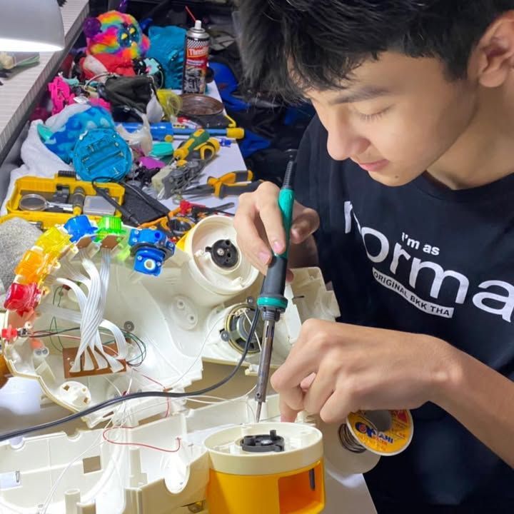 ซ่อมของเล่น ใส่ถ่านทุกชนิด