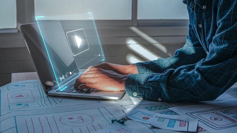 In focus / “จาก Content สู่ Commerce” Creator economy สร้างรายได้ สร้างยอดขาย สร้างระบบ | SCBEIC