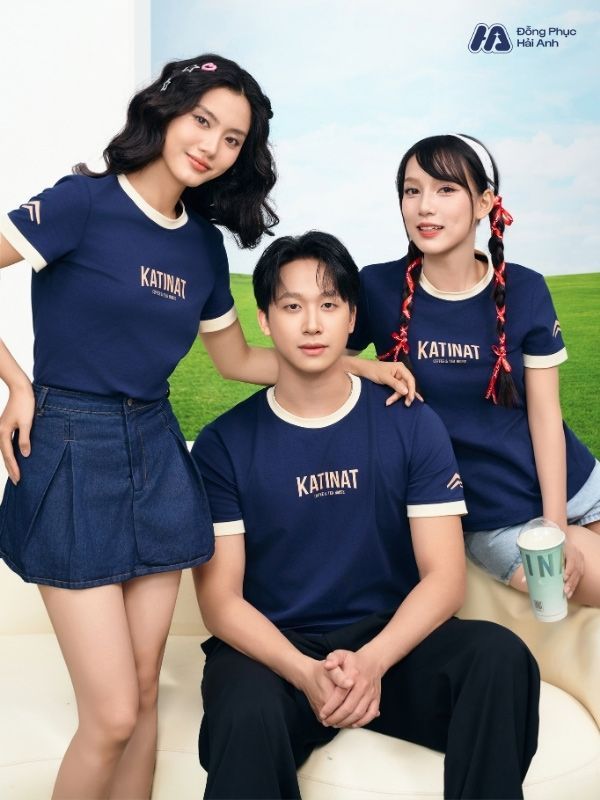 Mẫu Áo Thun Đồng Phục Katinat Màu Xanh Đen