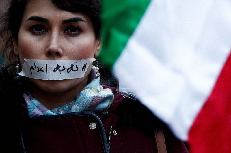 [TAURUS] ใครก็ตามที่มารับช่วงต่อปุ๊บจะตุยปั๊บ และ เรามั่นใจว่าคาเมเนอีเสียชีวิตแล้ว!
เจ้าหน้าที่ระดับสูงด้านความมั่นคงของอิสราเอลยืนยันกับฟ็อกซ์นิวส์ว่า เจ้าหน้าที่ด้านความมั่นคงและเจ้าหน้าที่รัฐบาลอิหร่าน 40