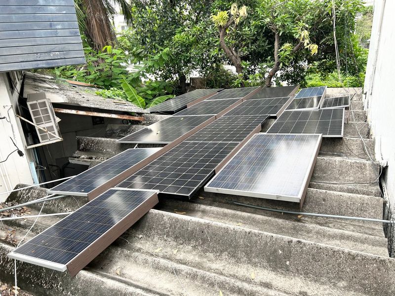 วิธีการ ติดตั้งระบบโซล่าเซลส์ 20,000 บาท 5 KW โดย คุณ อนิรุทธ หุตางกูร