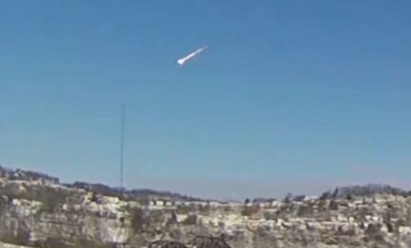 ท้องฟ้าสว่างวาบ! ดาวตกชนิดลูกไฟพุ่งผ่านสหรัฐอเมริกา สร้างคลื่นกระแทกสะเทือนหลายรัฐ - SPACEMAN มนุษย์อวกาศ