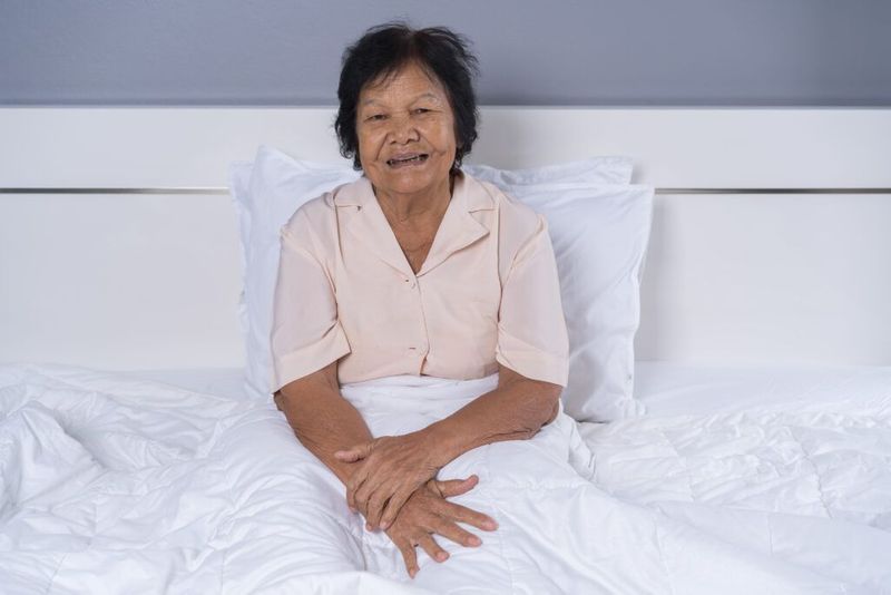 ผู้ใหญ่ฉี่รดที่นอนไม่รู้ตัว เกิดจากอะไร 2026 | Sabaipers