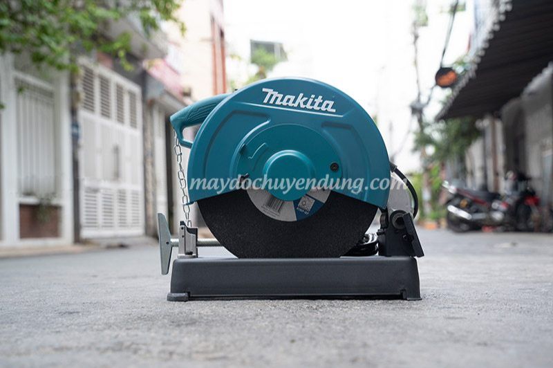 [Máy cưa] May cat sat Makita LW1401 Makita LW1401 2200W là máy cắt cầm ...