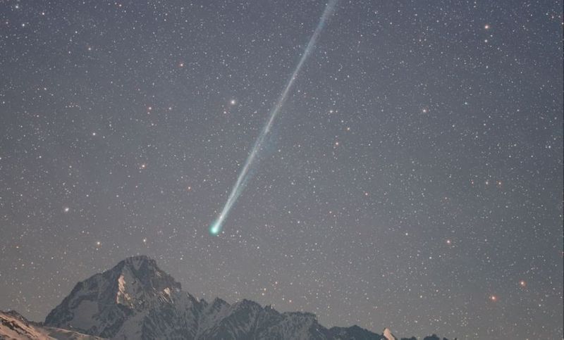 จับตาดาวหาง C/2025 R3 (PanSTARRS) สว่างวาบเหนือท้องฟ้า ลุ้นรอดพ้นการแตกสลายเมื่อเข้าใกล้ดวงอาทิตย์ - SPACEMAN มนุษย์อวกาศ