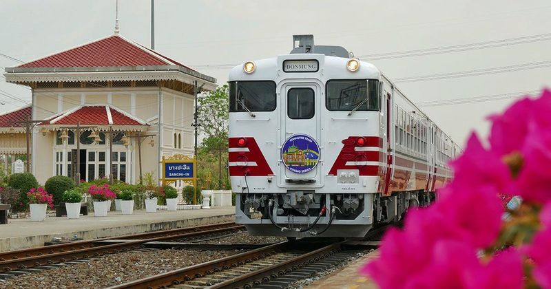 เที่ยวสโลว์ไลฟ์ นั่งรถไฟชานเมืองฟีลญี่ปุ่น KIHA 40/48 จุดหมายอยุธยา - SARAKADEE LITE