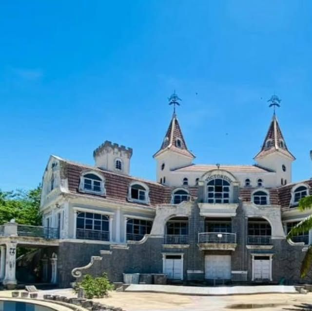 THE BEST PROPERTY 19 on Instagram: ”ขายที่ดิน เนื้อที่ 6 ไร่ 1 งาน 60.7 ตารางวา ที่ตั้ง : ถนน พระราม 2 ต.คอกกระบือ อ.เมืองสมุทรสาคร จ.สมุทรสาคร
รหัสทรัพย์ T-141584 เนื้อที่ 6 ไร่ 1 งาน 60.7 ตารางวา = ( 2,560.7 ตารางวา ) ราคา 120 ล้าน สอบถามข้อมูล | นัดดู ที่ดิน
️ โทร /ไลน์ WhatsApp O841723685 บอย
Line https://line.me/ti/p/WbgnMzN3Ml
( โทรมาได้ตลอด 24 ชั่วโมง ) https://s.lemon8-app.com/al/GgFvFhYyFj 👈 #คอกกระบือ #สมุทรสาคร #จังหวัดสมุทรสาคร #ที่ดิน #อสังหาริมทรัพย์”