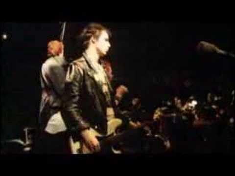 Sex Pistols - Seventeen (Live in Stockholm 1977)