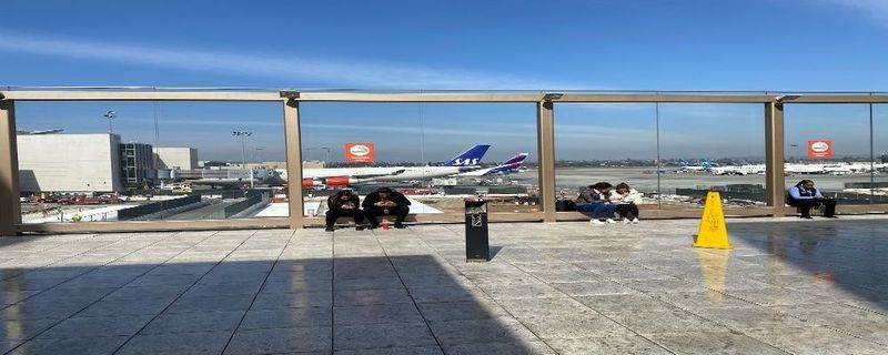 Los Angeles Airport Smoking Area - Location, Details and Guidelines
