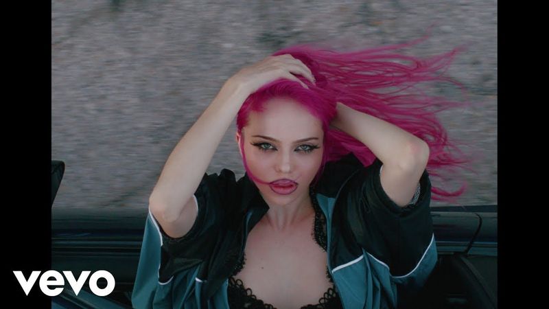 ADÉLA - Ain’t In LA