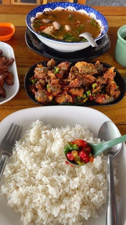 ร้าน ครัวเชฟตูน อาหารป่าปลาแม่น้ำ